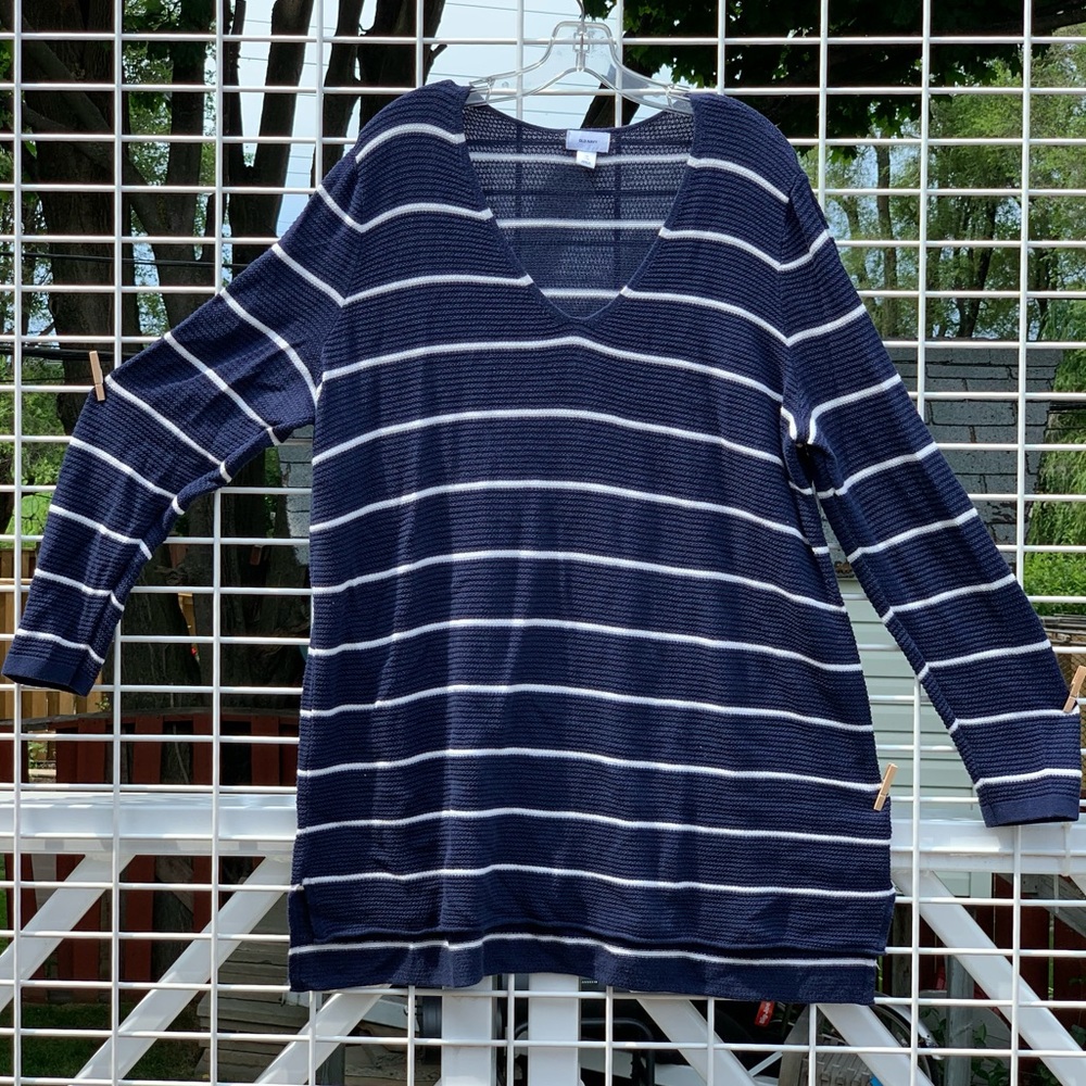 Navy striped overzied sweater